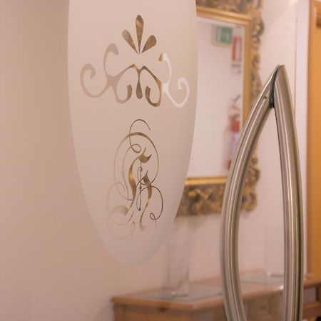 Ruggiero Park Hotel Vallo della Lucania Eksteriør bilde