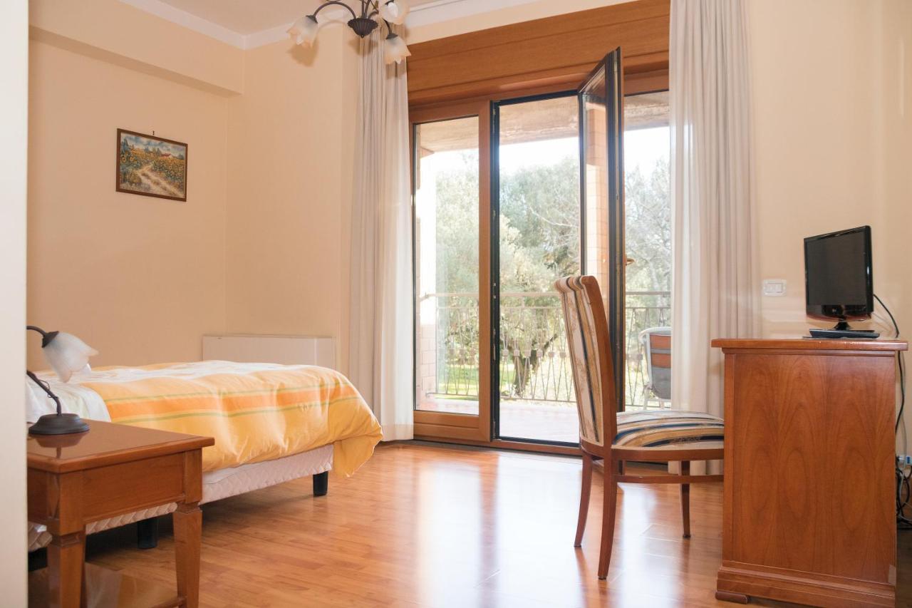 Ruggiero Park Hotel Vallo della Lucania Eksteriør bilde