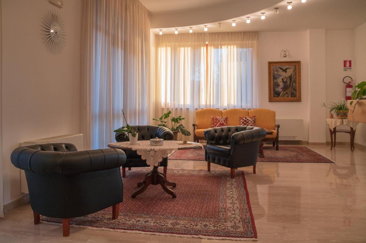 Ruggiero Park Hotel Vallo della Lucania Eksteriør bilde