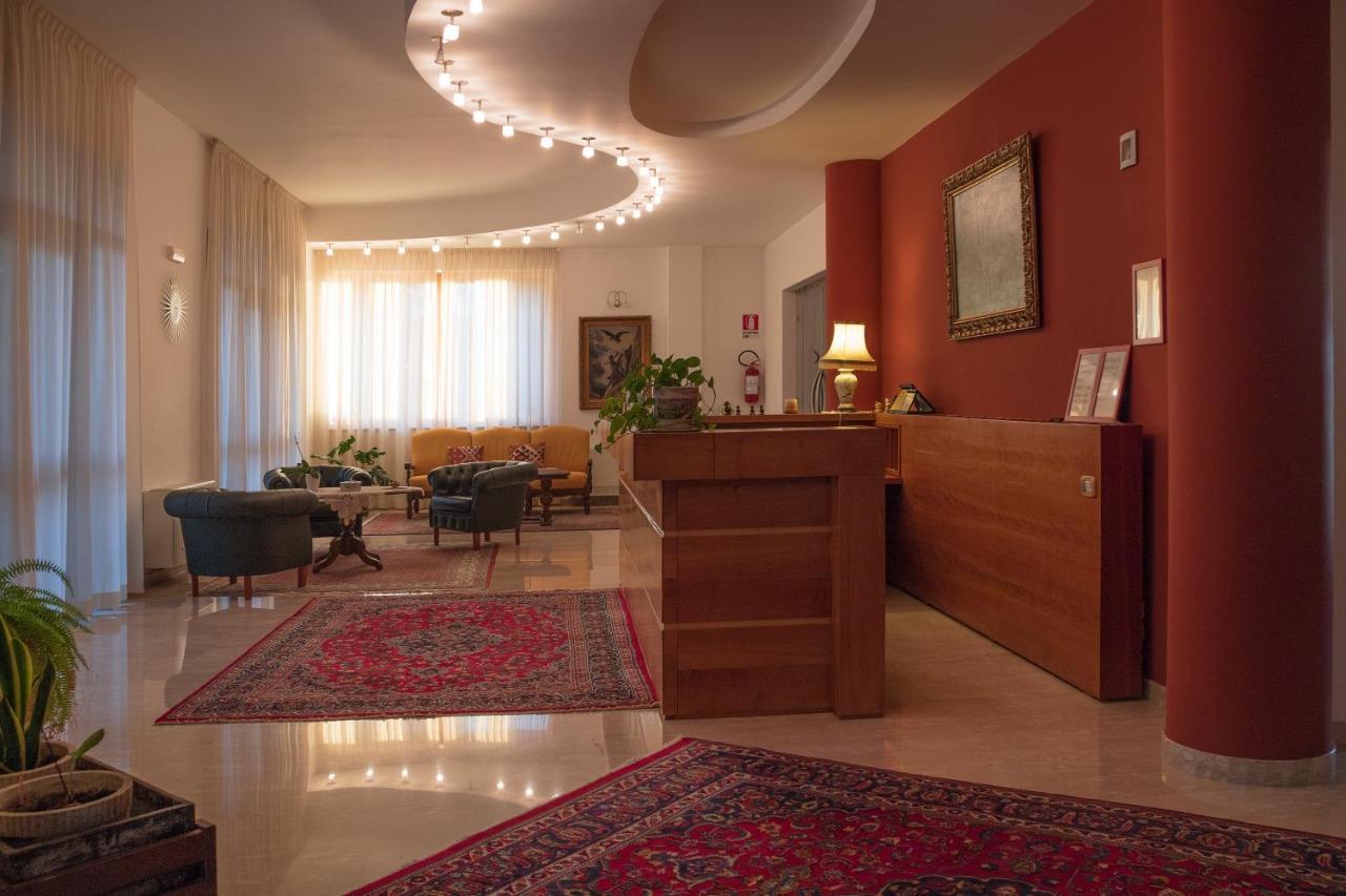 Ruggiero Park Hotel Vallo della Lucania Eksteriør bilde