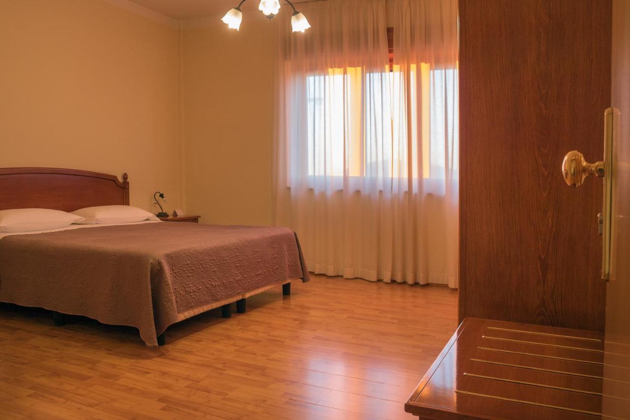 Ruggiero Park Hotel Vallo della Lucania Eksteriør bilde