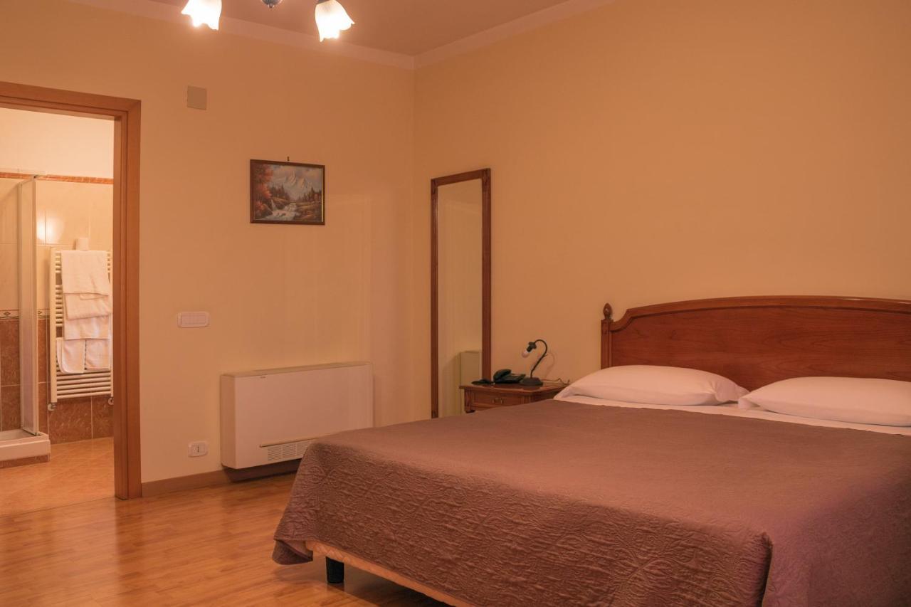 Ruggiero Park Hotel Vallo della Lucania Eksteriør bilde