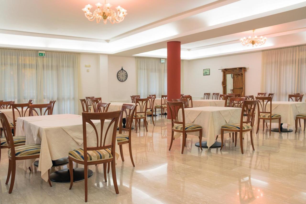 Ruggiero Park Hotel Vallo della Lucania Eksteriør bilde